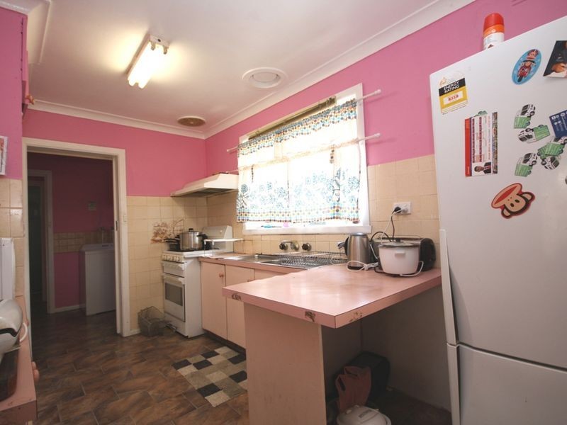 25 Clarke Rd, Springvale South VIC 3172