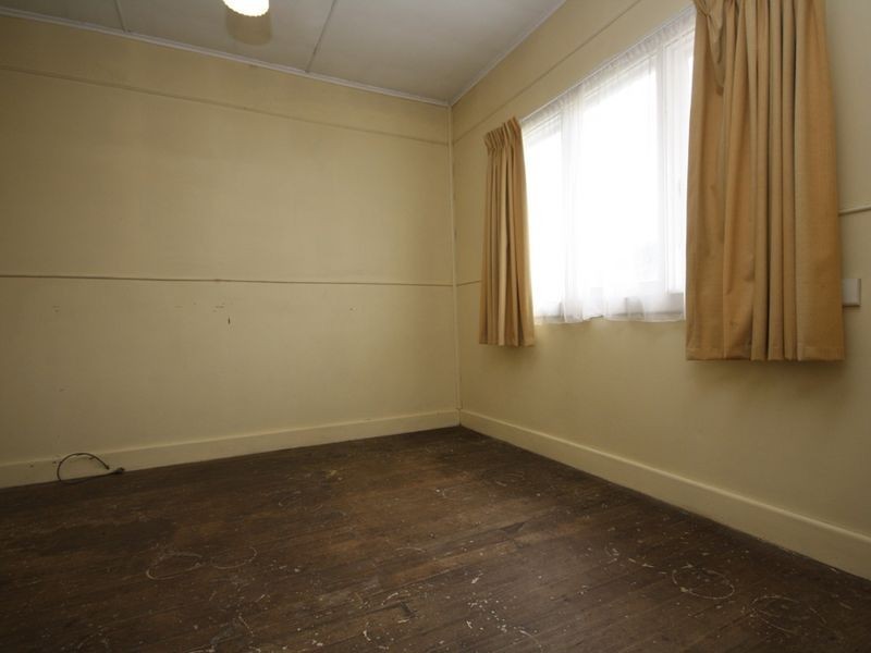 2 Webb Ave, Springvale VIC 3171