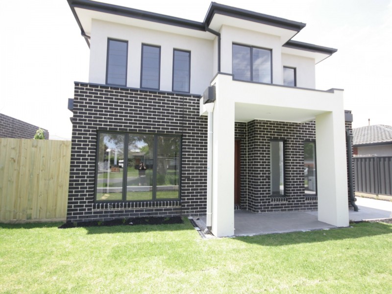 1/11 Oakes Avenue, Clayton South VIC 3169