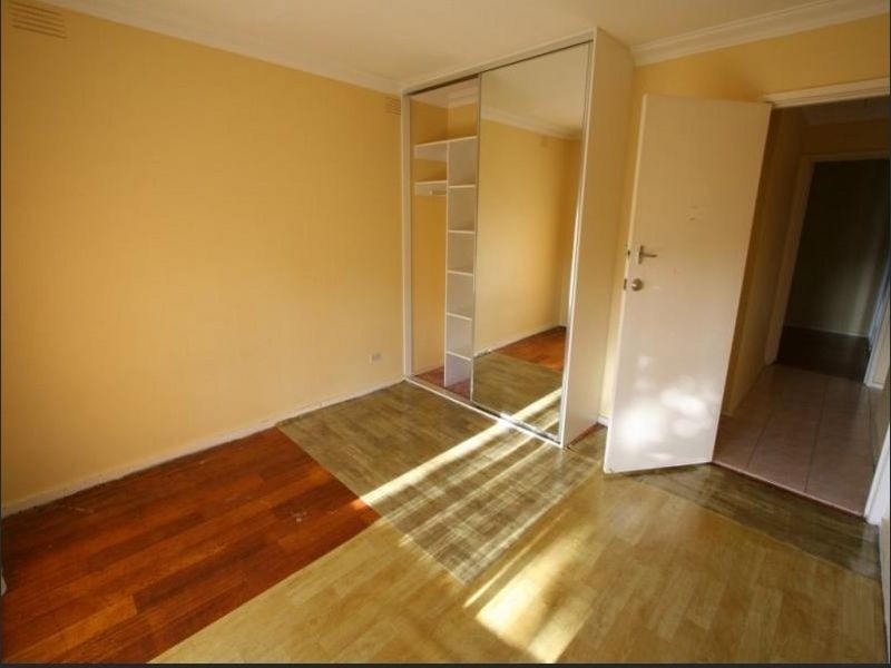 3 LARGE STREET, Springvale VIC 3171