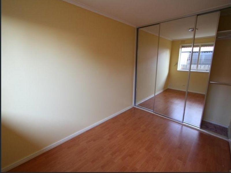 3 LARGE STREET, Springvale VIC 3171