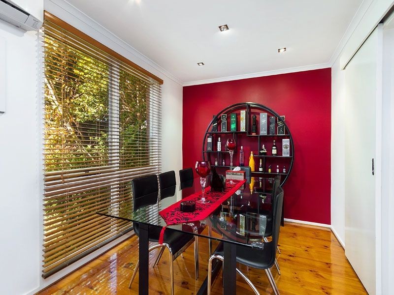 30 CHARLES GREEN AVENUE, Endeavour Hills VIC 3802