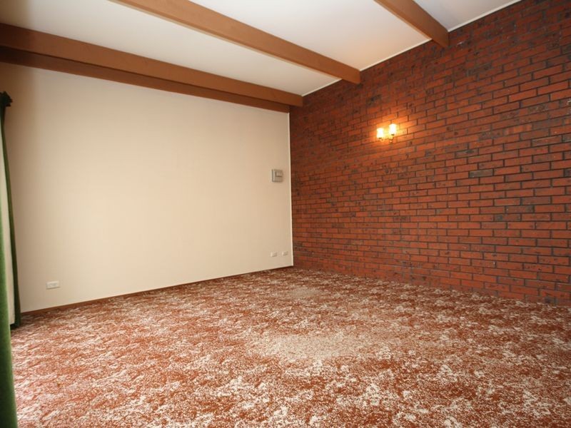 4/929 HEATHERTON ROAD, Springvale VIC 3171