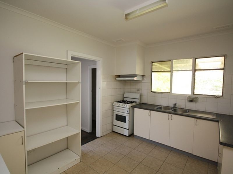 44 HUGHES CRESCENT, Dandenong North VIC 3175