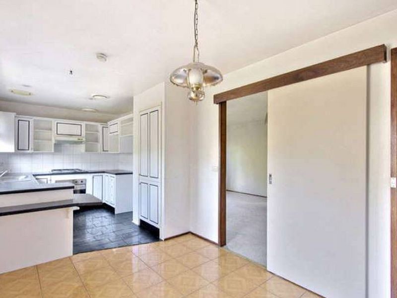 27 CORIO DRIVE, Springvale South VIC 3172