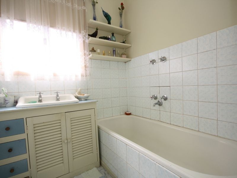 11 Athol Road, Noble Park VIC 3174