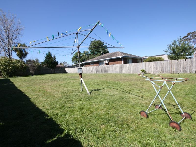 11 Athol Road, Noble Park VIC 3174