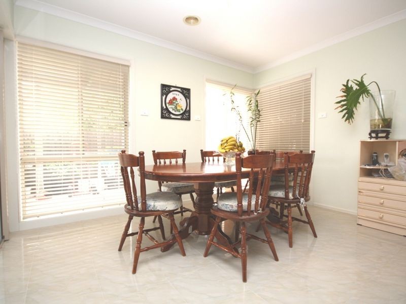 4 WOODWARD STREET, Springvale VIC 3171