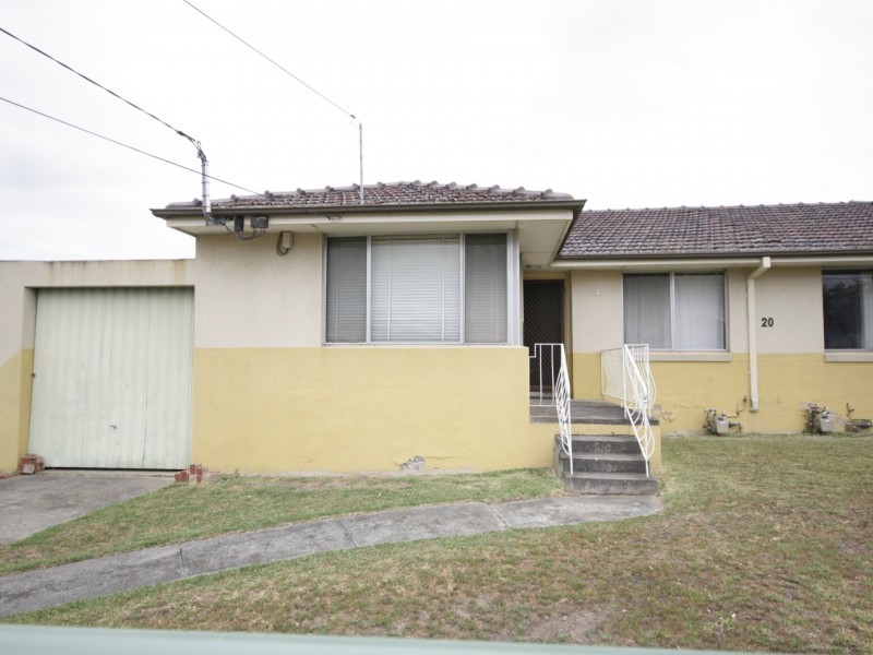 2/20 Fairbairn Street, Springvale VIC 3171