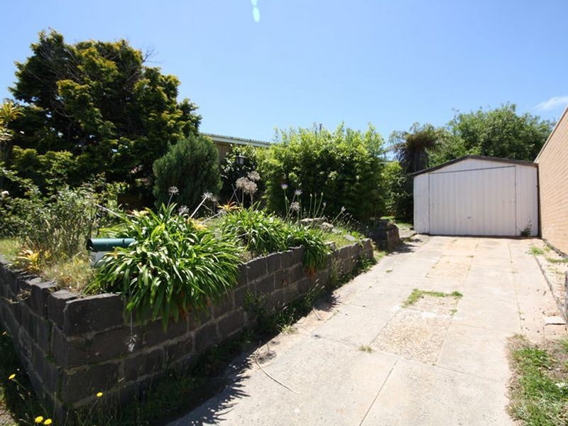 39 Gove St, Springvale VIC 3171