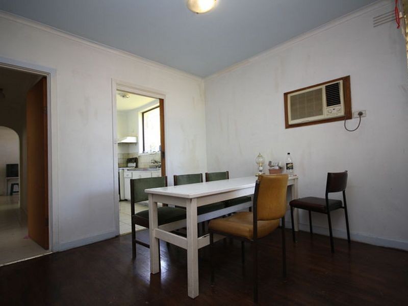 39 Gove St, Springvale VIC 3171