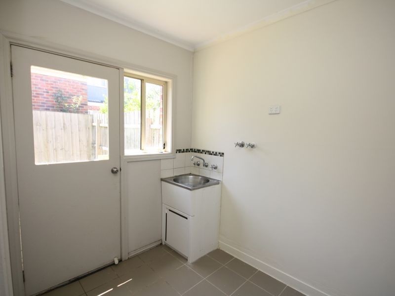 6/63 Potter Street, Dandenong VIC 3175