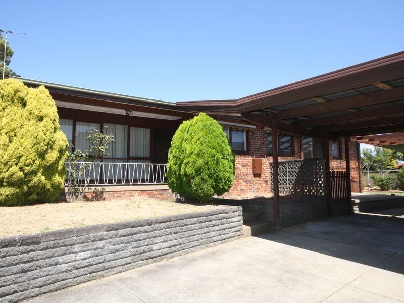 22 Kingswood Crescent, Noble Park North VIC 3174