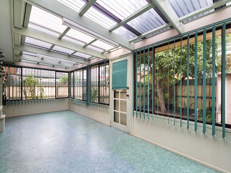 2/11 Nicole avenue, Springvale South VIC 3172