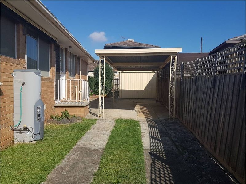 1 Elka Place, Frankston VIC 3199