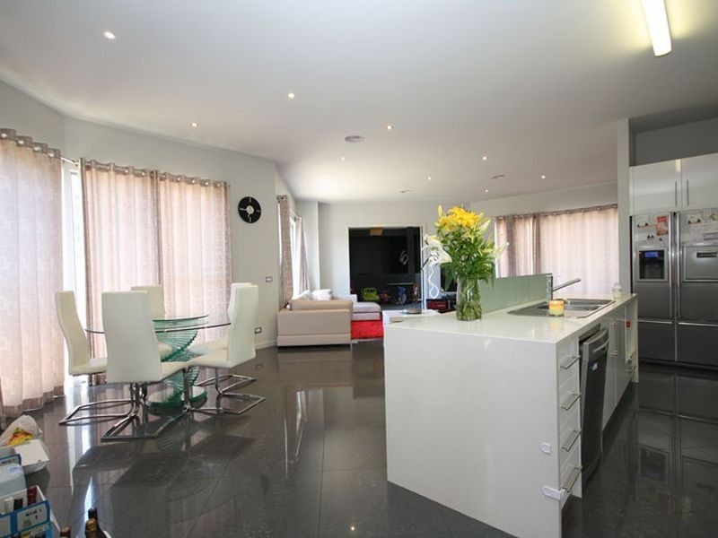 62 ATHOL RD, Springvale South VIC 3172