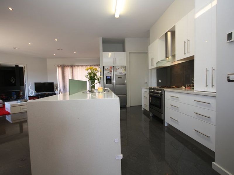 62 ATHOL RD, Springvale South VIC 3172