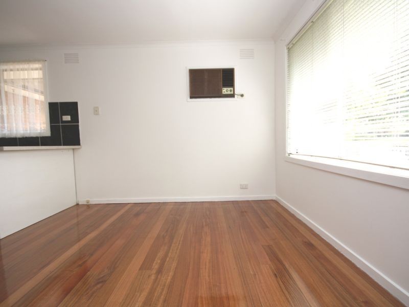 37 MONASH CRESCENT, Clayton South VIC 3169