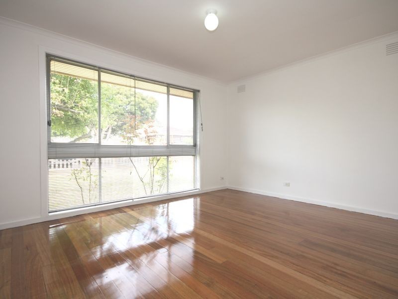 37 MONASH CRESCENT, Clayton South VIC 3169