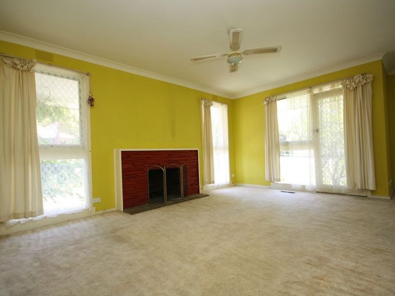 5 HIBISCUS DRIVE, Wheelers Hill VIC 3150