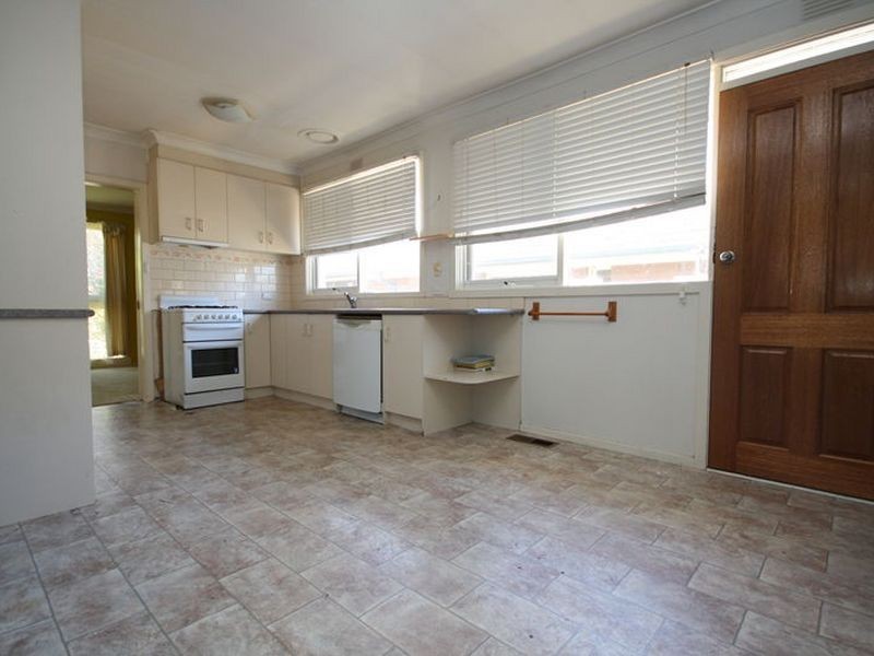 5 HIBISCUS DRIVE, Wheelers Hill VIC 3150