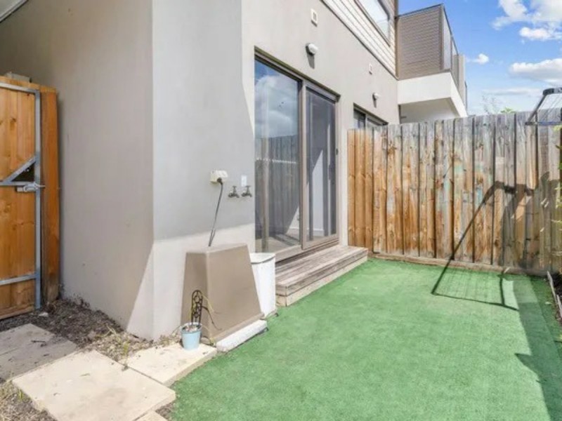 6/44 View Road, Springvale VIC 3171