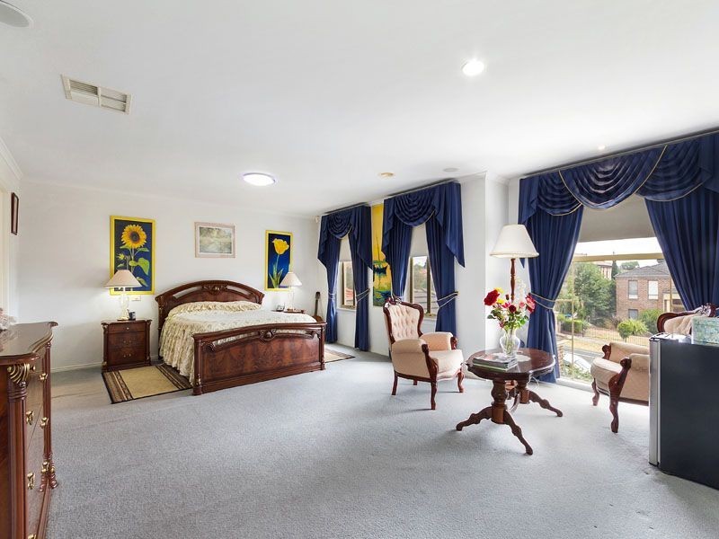 9 Homewood Boulevard, Hallam VIC 3803