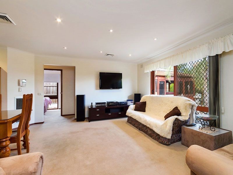 38 Moncur Avenue, Springvale VIC 3171