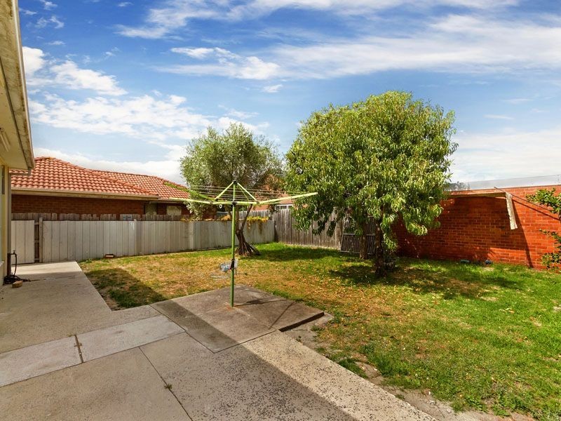 56 BALMORAL AVENUE, Springvale VIC 3171