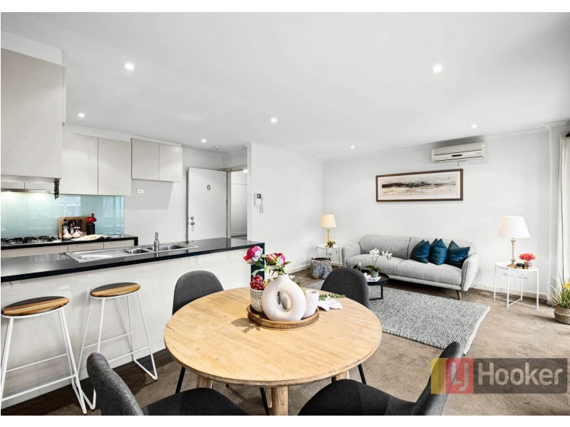 6/8 St James Avenue, Springvale VIC 3171