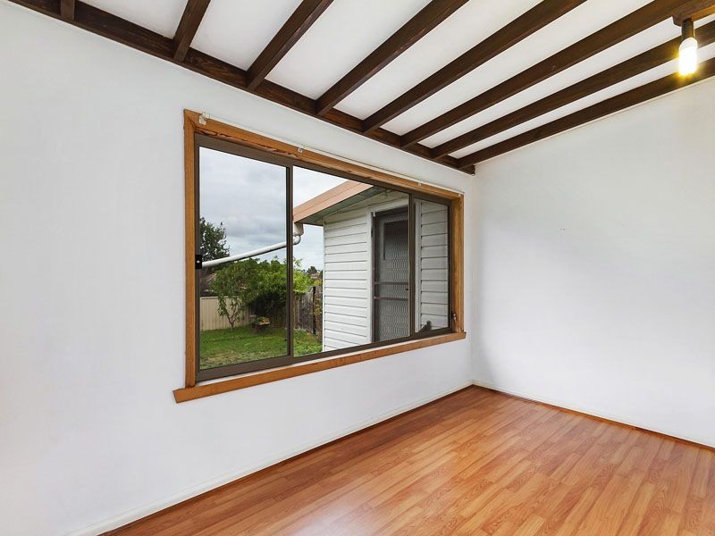 2 LOLLER ST, Springvale VIC 3171