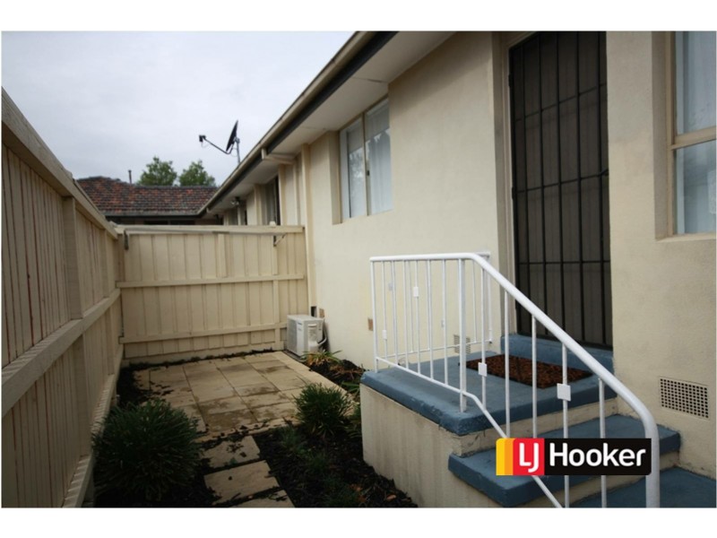 2/32 Vincent Crescent, Noble Park VIC 3174