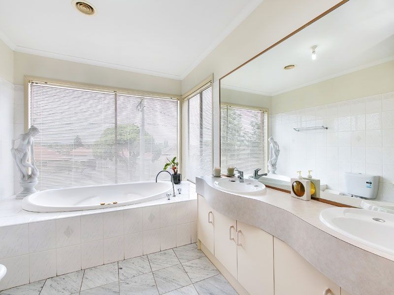76 View road, Springvale VIC 3171