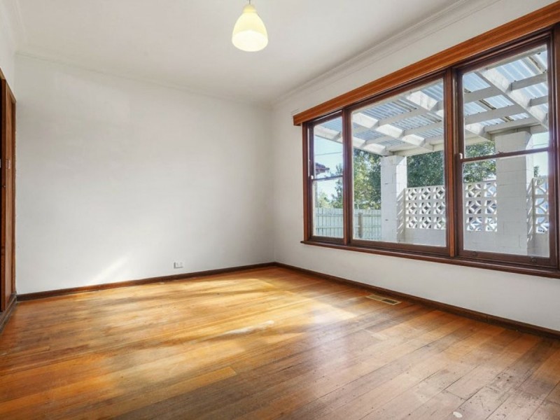 6 Avondale Street, Springvale VIC 3171