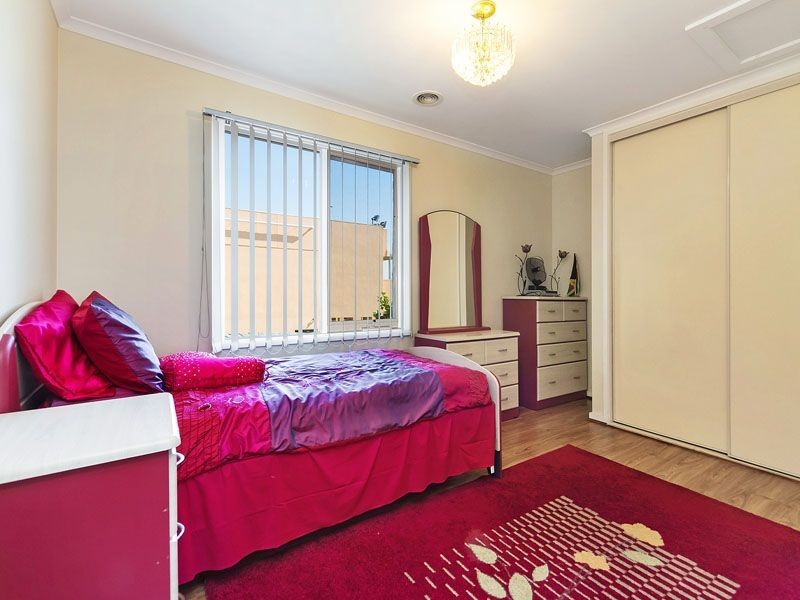 6 Norisha Court, Dandenong North VIC 3175