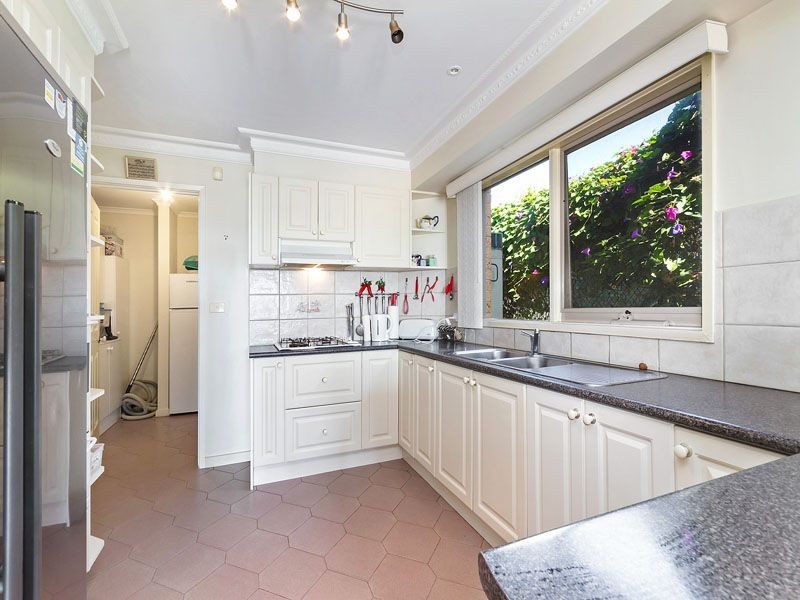 6 Norisha Court, Dandenong North VIC 3175