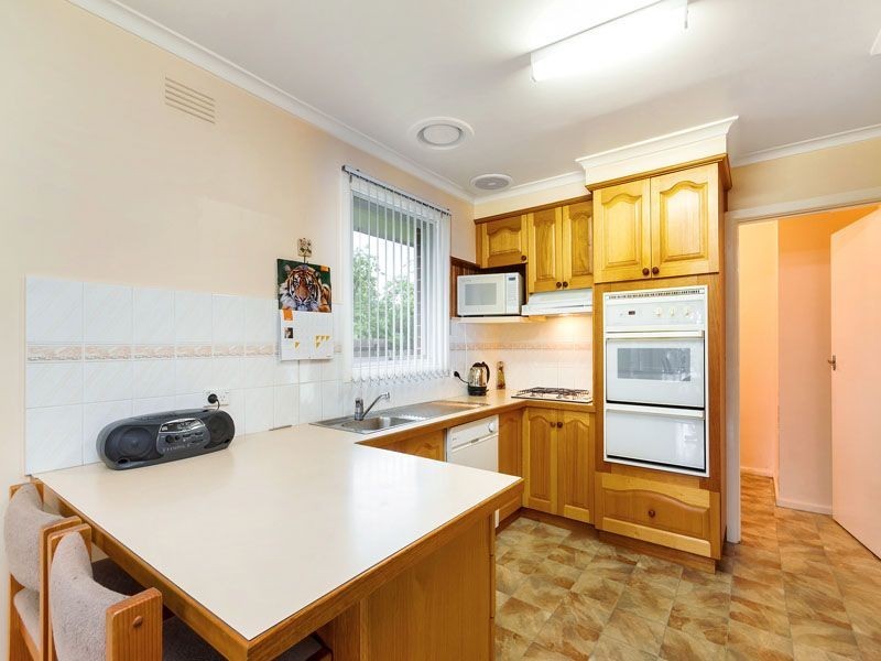 4 Van Wyk Court, Springvale South VIC 3172