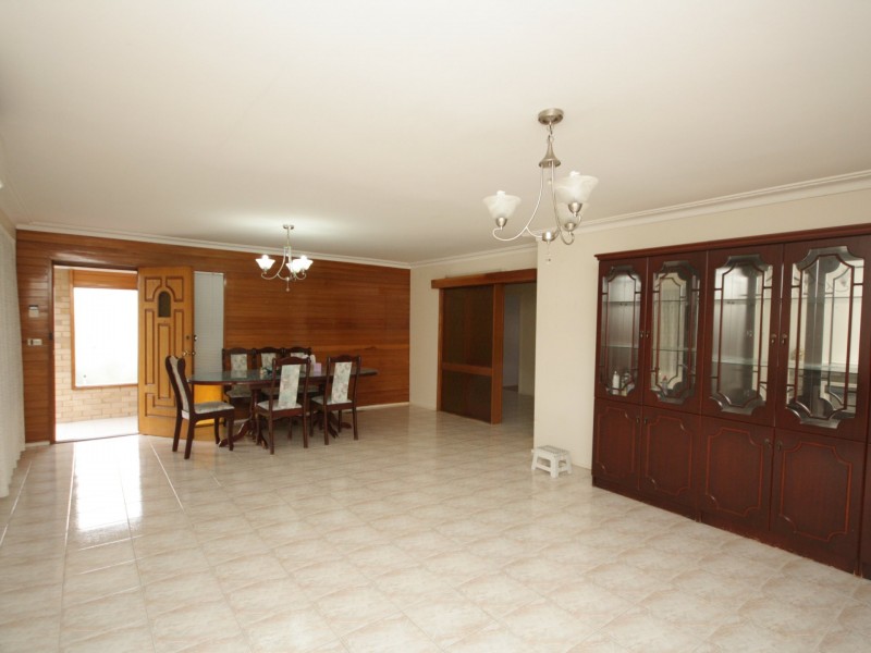 17 Guildford Avenue, Springvale VIC 3171