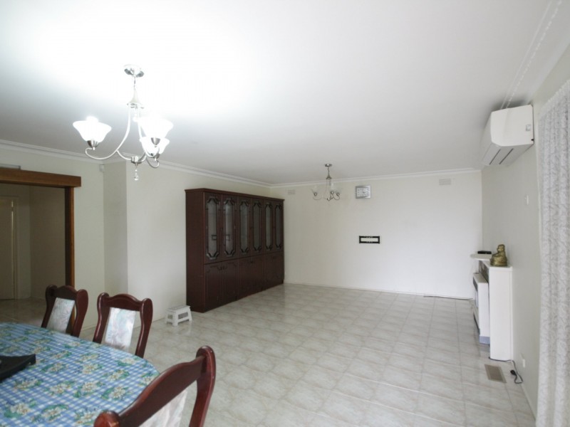 17 Guildford Avenue, Springvale VIC 3171