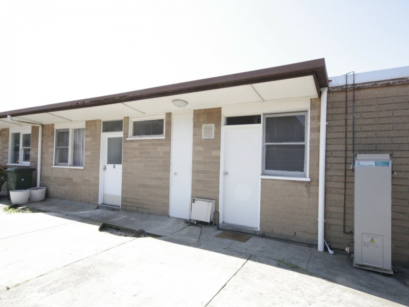 2/1775 Dandenong Road, Oakleigh East VIC 3166
