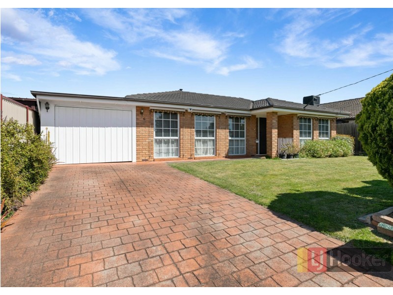 6 Greenleaf Crt, Keysborough VIC 3173