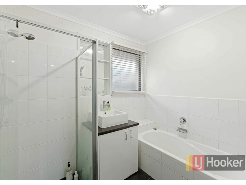 6 Greenleaf Crt, Keysborough VIC 3173