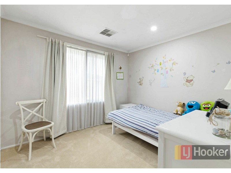 6 Greenleaf Crt, Keysborough VIC 3173