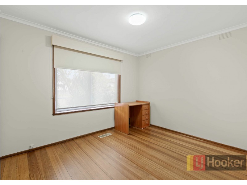 19 Avondale rd, Springvale VIC 3171