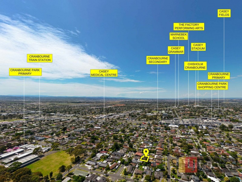 2/22 Dearing Ave, Cranbourne VIC 3977