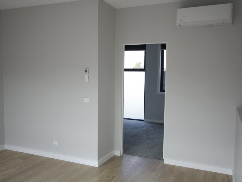 3/36 ROYAL AVE, Springvale VIC 3171