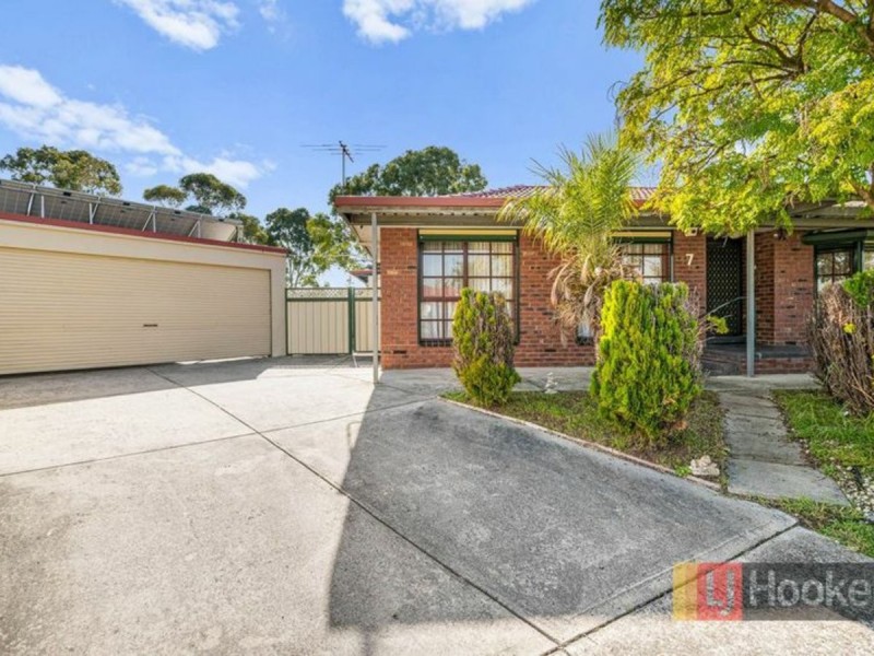 7 Clara Crt, Keysborough VIC 3173