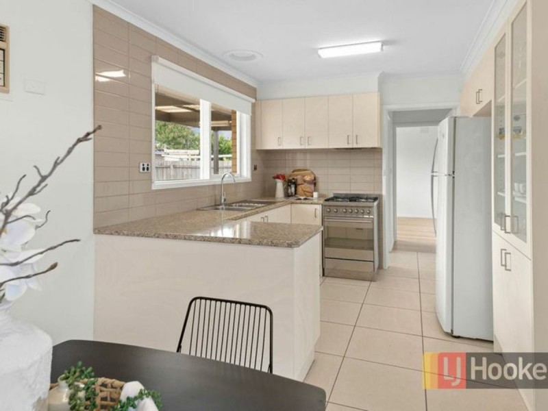 7 Nicole Avenue, Springvale South VIC 3172