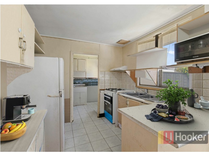 35 Wilberton Dr, Springvale VIC 3171