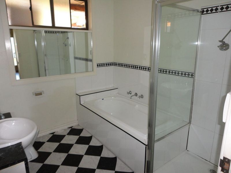 1/11 Belmont AVENUE, Clayton VIC 3168